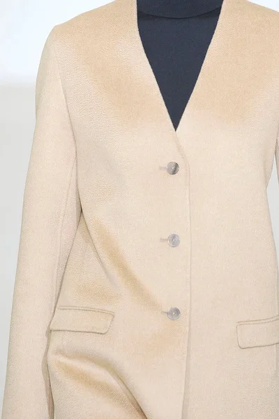 Look 24